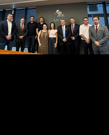 FACE-RS se reúne na sede da AJURIS